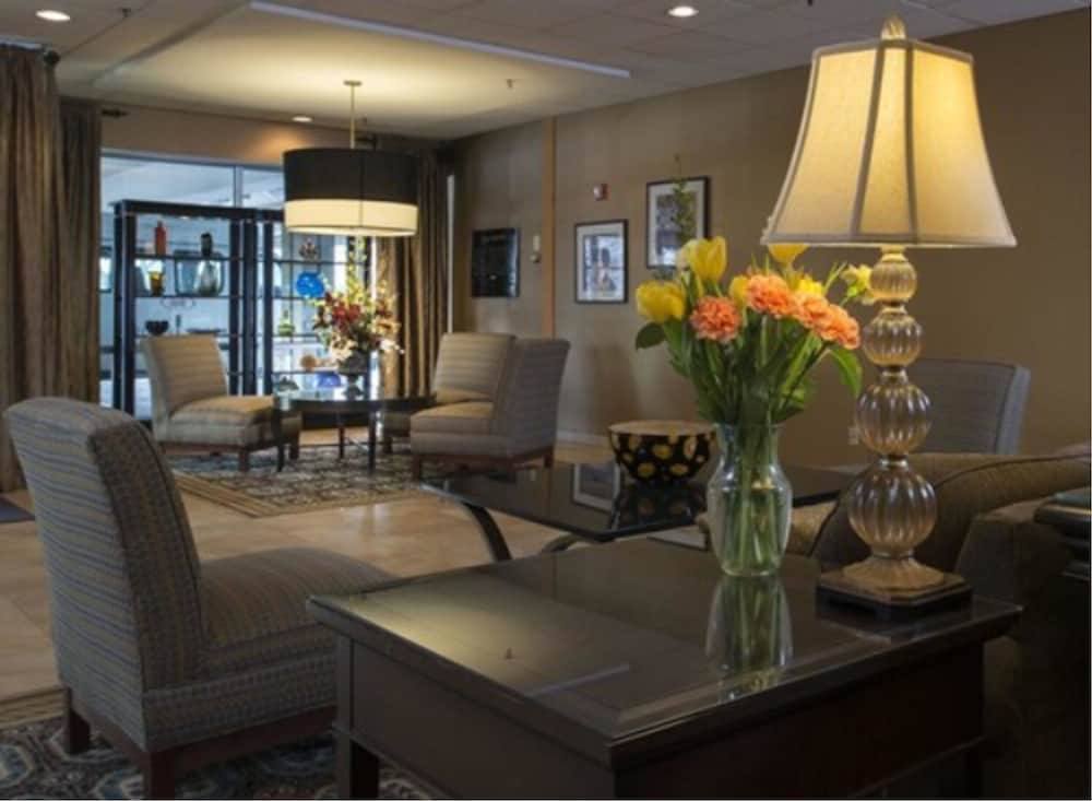 The Rockville Hotel, a Ramada by Wyndham 34/50