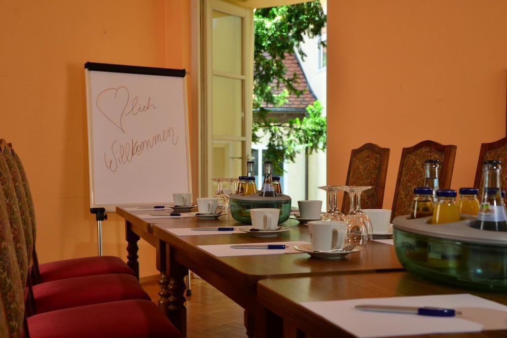 Romantica Hotel Blauer Hecht 5/57