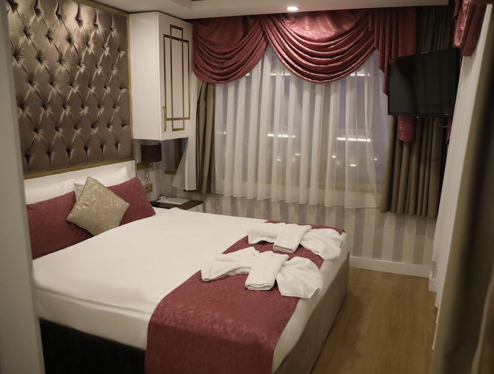 Blue Pera Istanbul Hotel 33/67