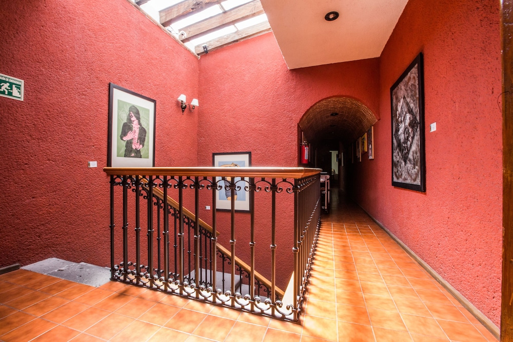 Portico Cultural Hotel 4/63