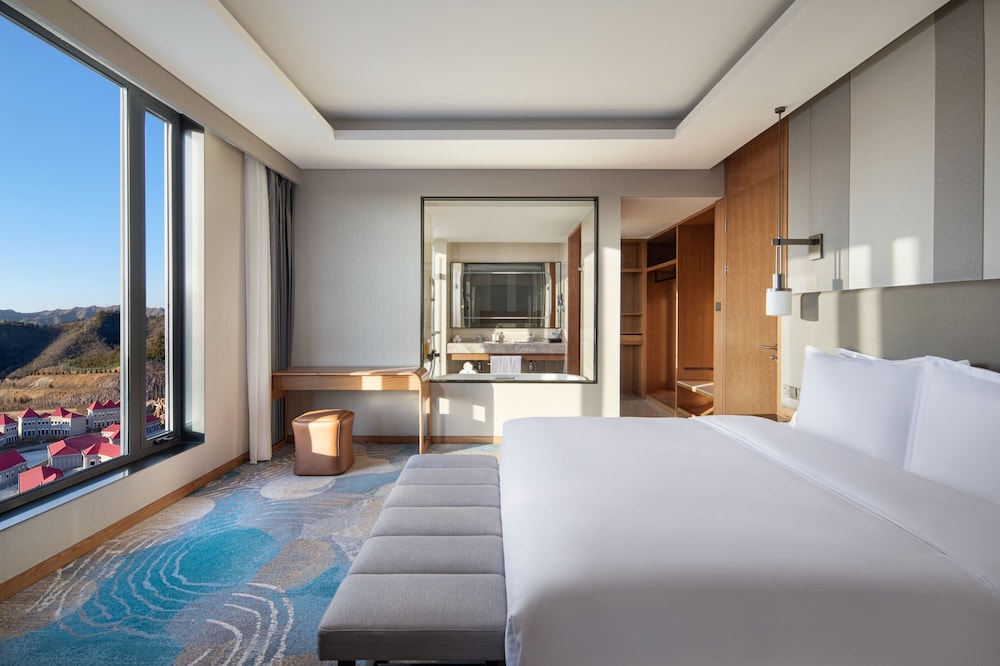 Holiday Inn Chengde Park View 18/62