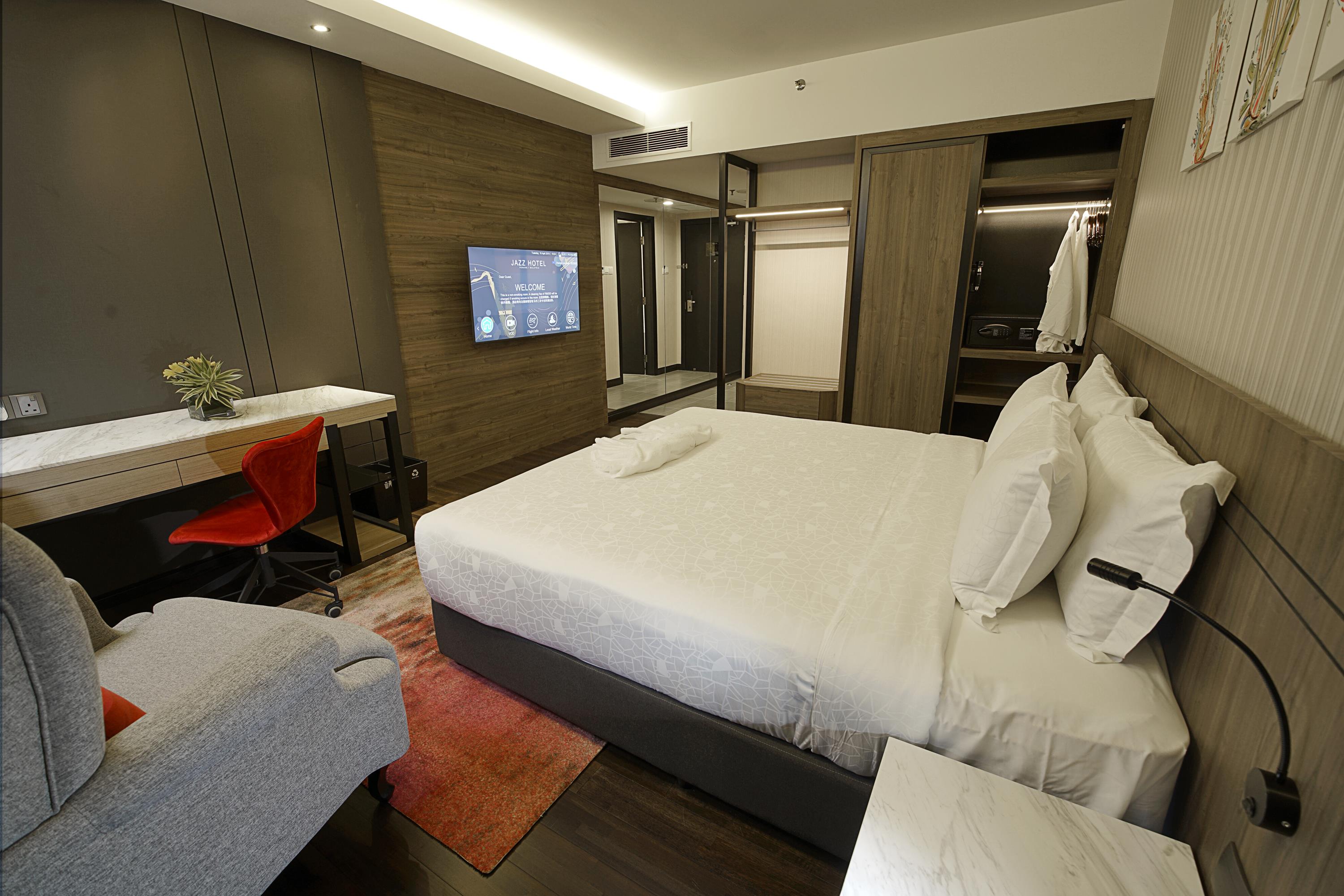 Deluxe, Double Bed