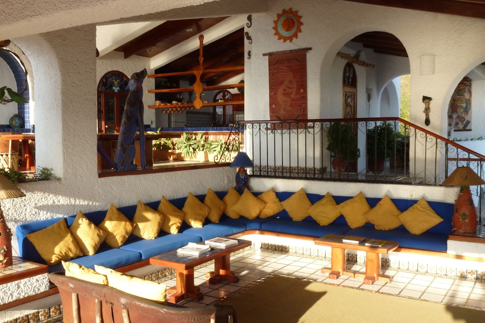 Villa De La Roca 7/56