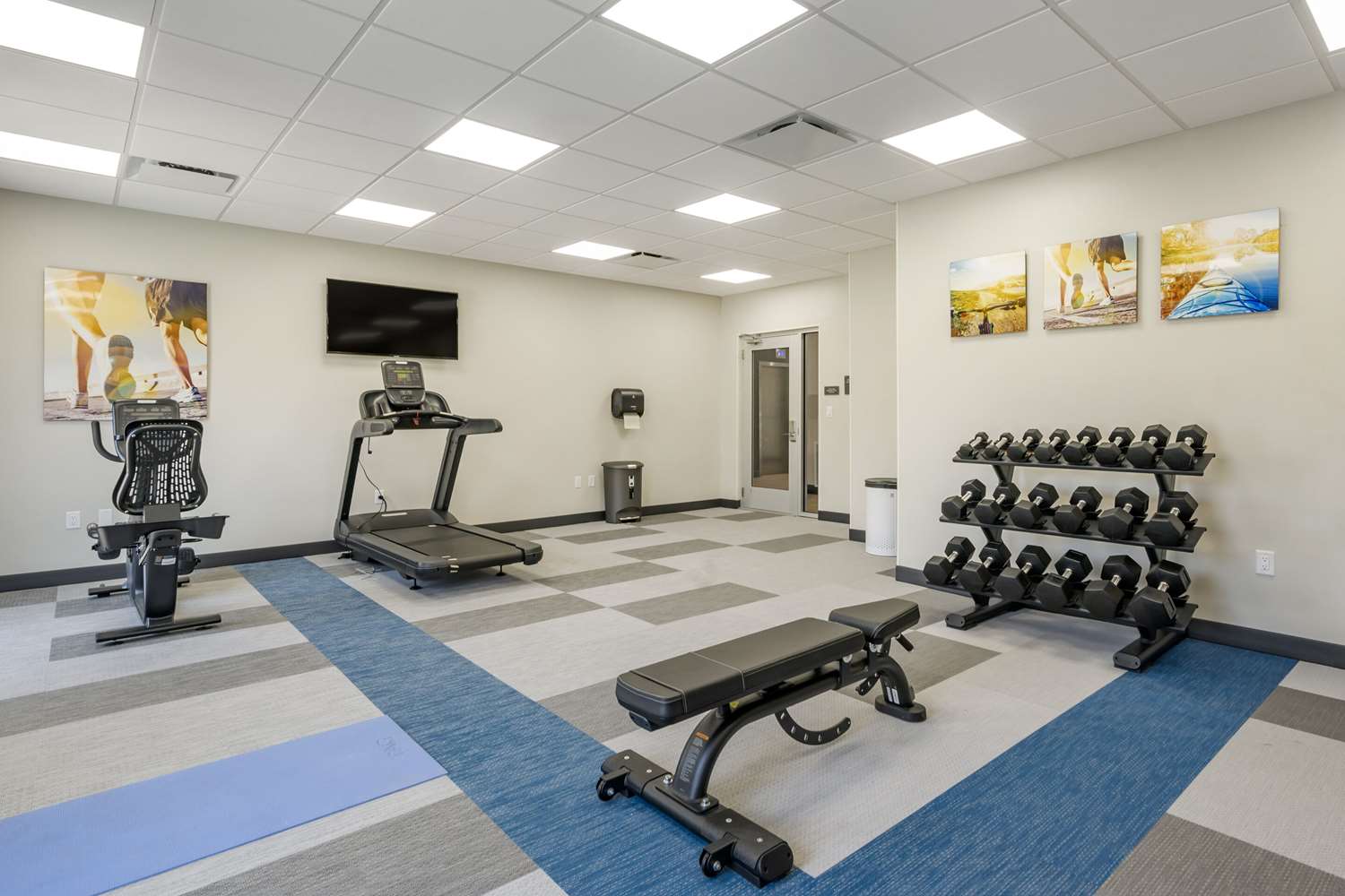 Comfort Inn & Suites New Port Richey Downtown District 25/39