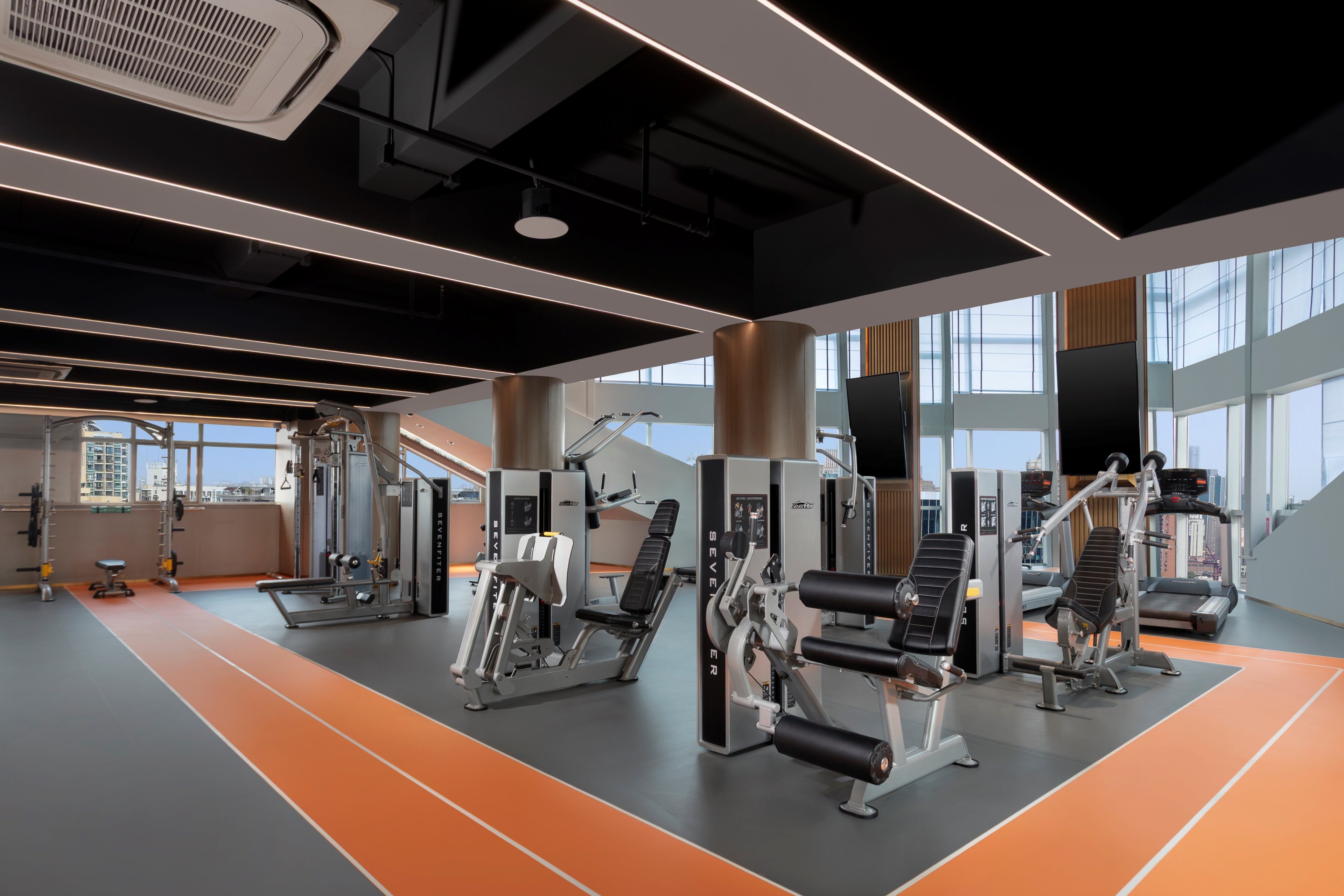 Holiday Inn Shanghai Jing'an by IHG 25/57