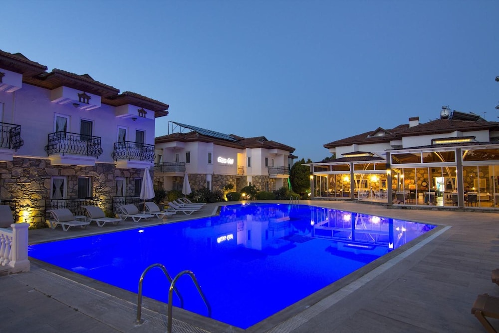 Basar Hotel 13/39