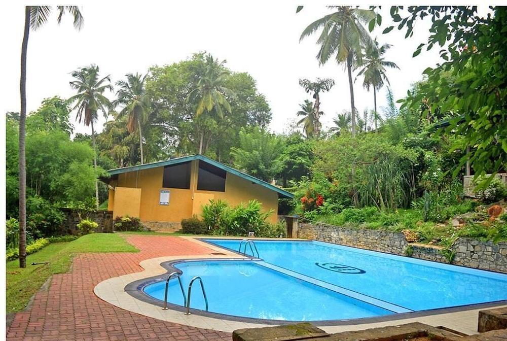 Oruthota Chalets 67/68