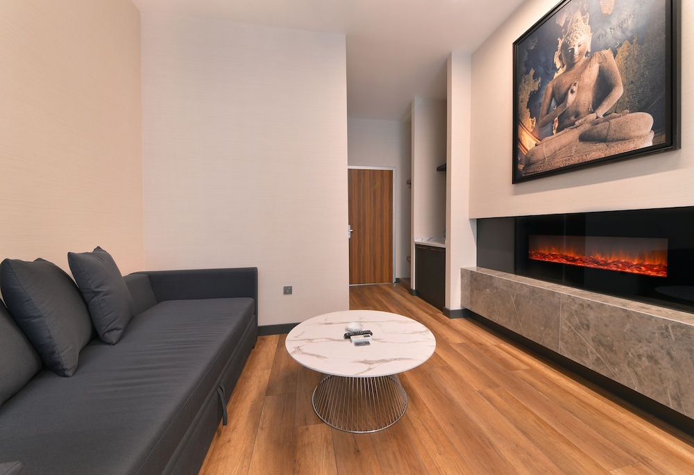 Nish Istanbul Suites 16/23