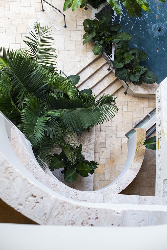 Mayfair House Hotel and Garden 47/49