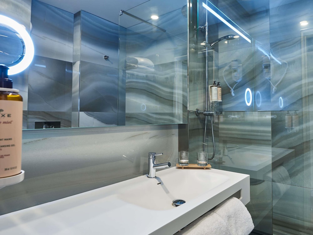Mercure Paris Nanterre 48/48
