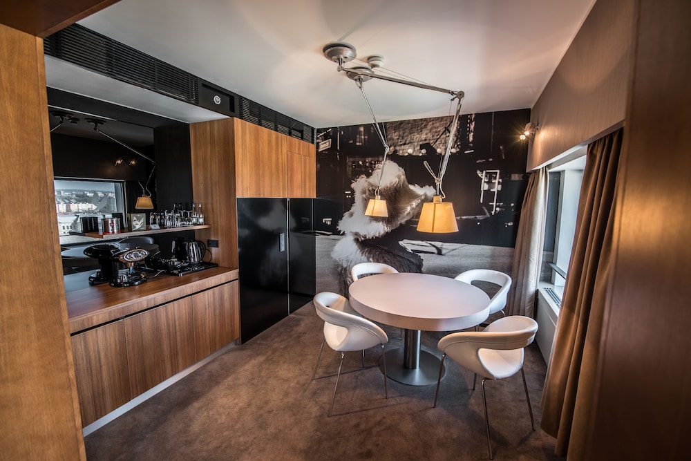 Hotel Yasmin 54/65