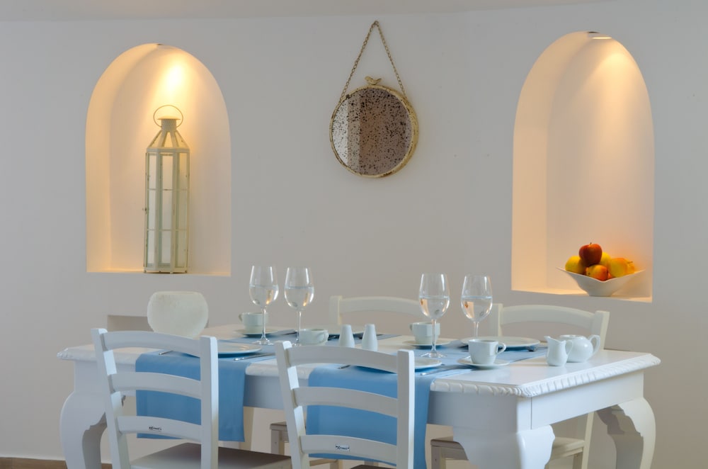 ASPALATHRAS WHITE HOTEL 31/50