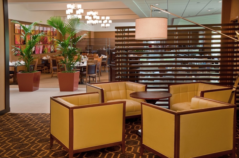 Sheraton Westport Plaza Hotel St. Louis 23/33