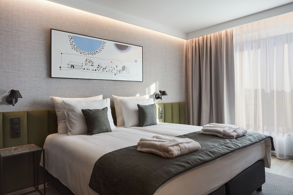 STANDARD, SINGLE, DOUBLE BED