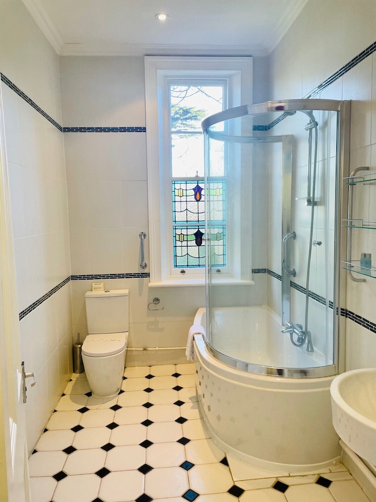 The Ebury Hotel 43/46
