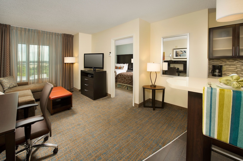 STAYBRIDGE SUITES LINCOLNSHIRE 34/59