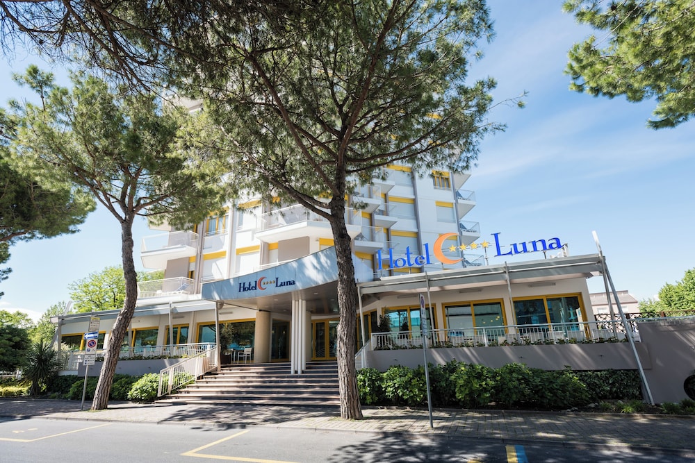 Hotel Luna 34/44
