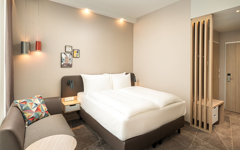 Holiday Inn Mannheim City - Hauptbahnhof 13/42