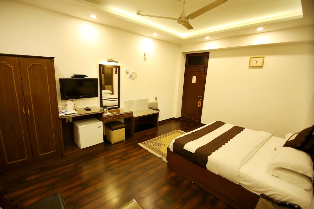 Hotel Parkway Deluxe 17/28