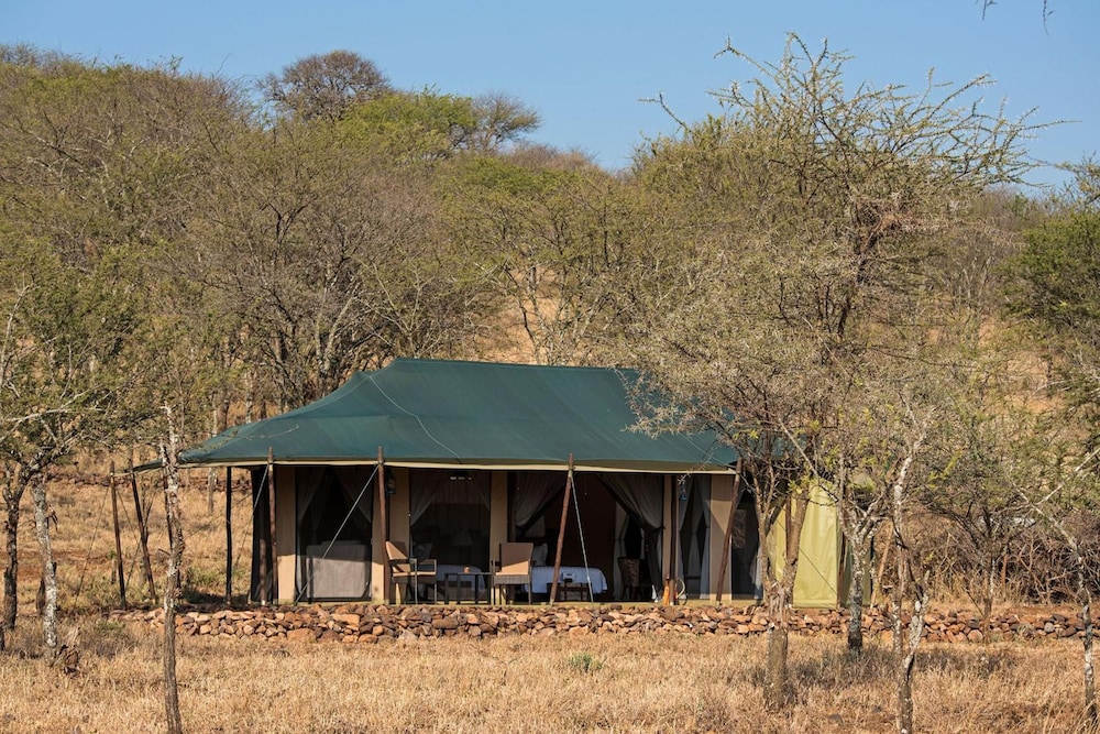 OLE SERAI LUXURY CAMP 36/39