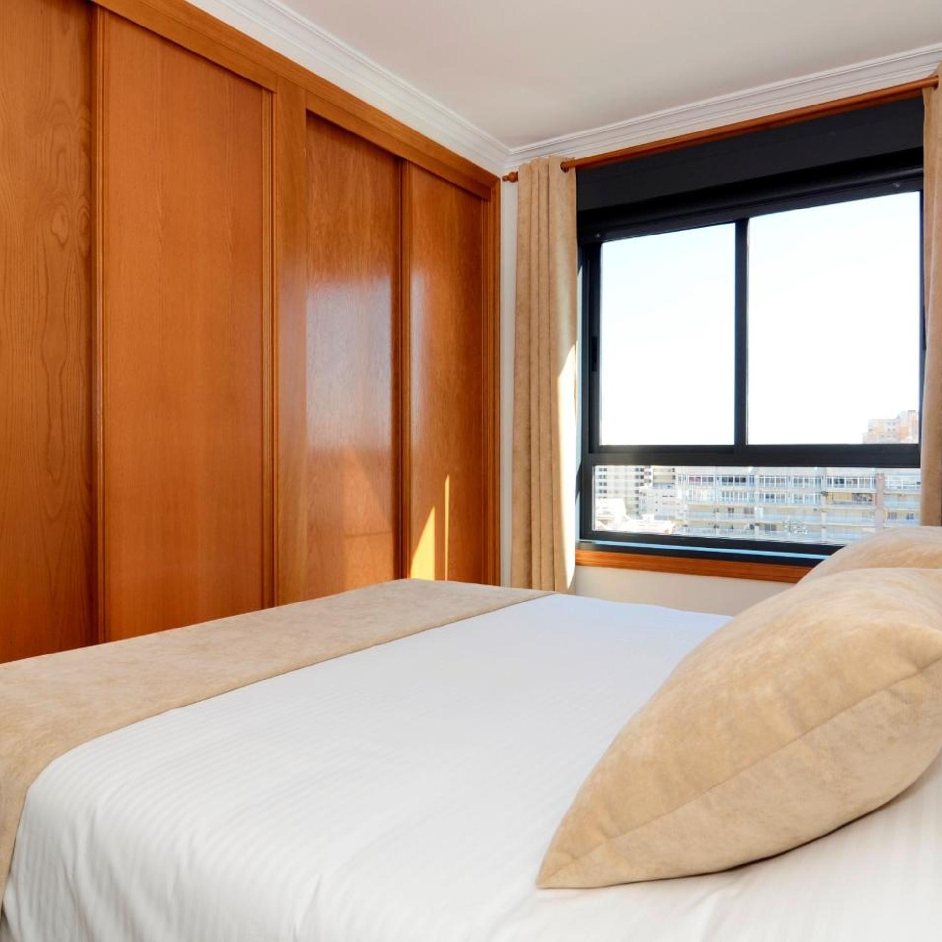 2 Bedrooms, Apartment, No Balcony