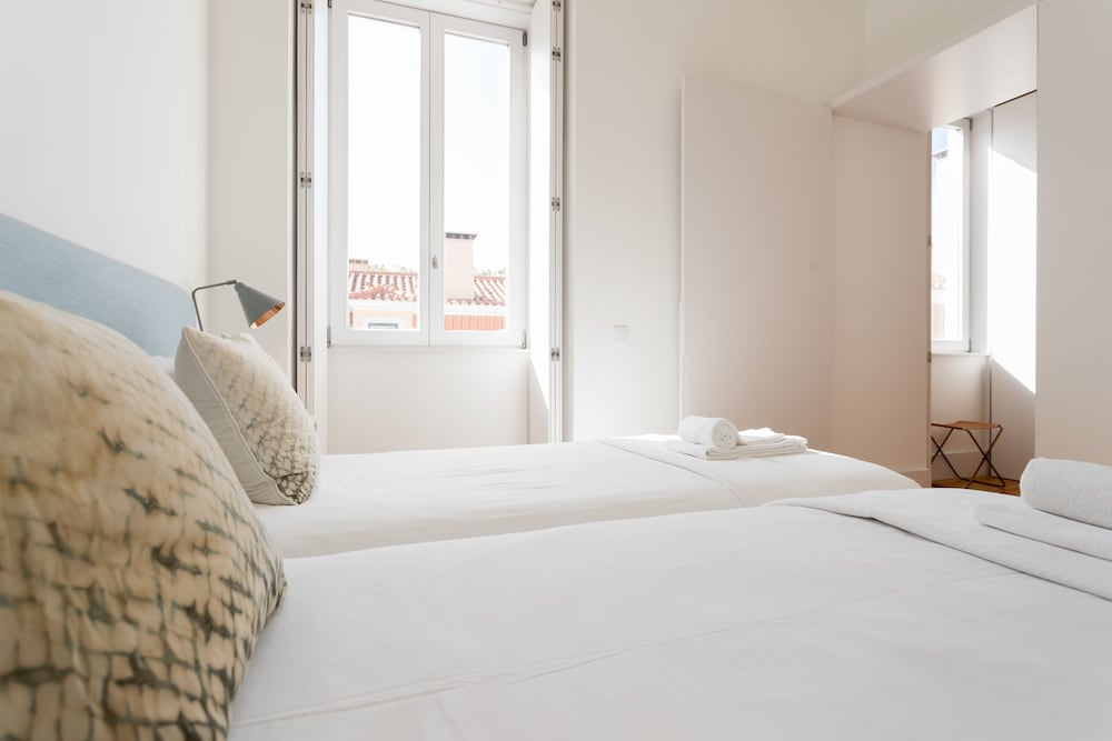 1 BEDROOM, LUXURY, APARTMENT