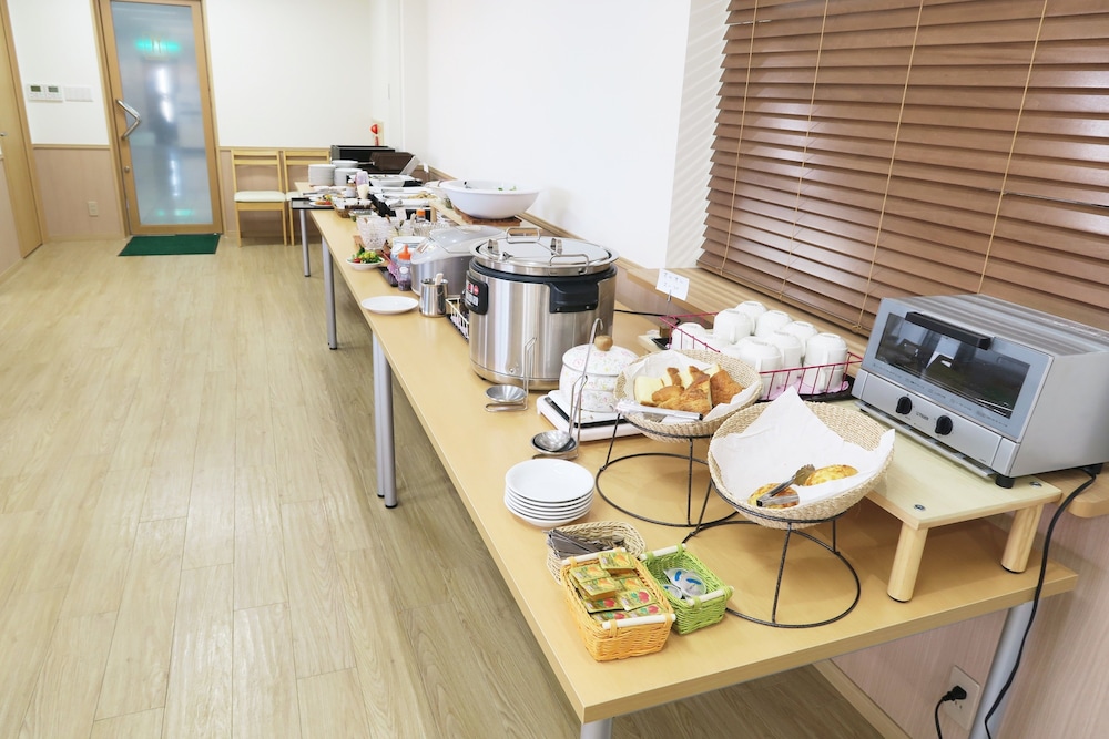 Sun Hotel Hachioji 31/35