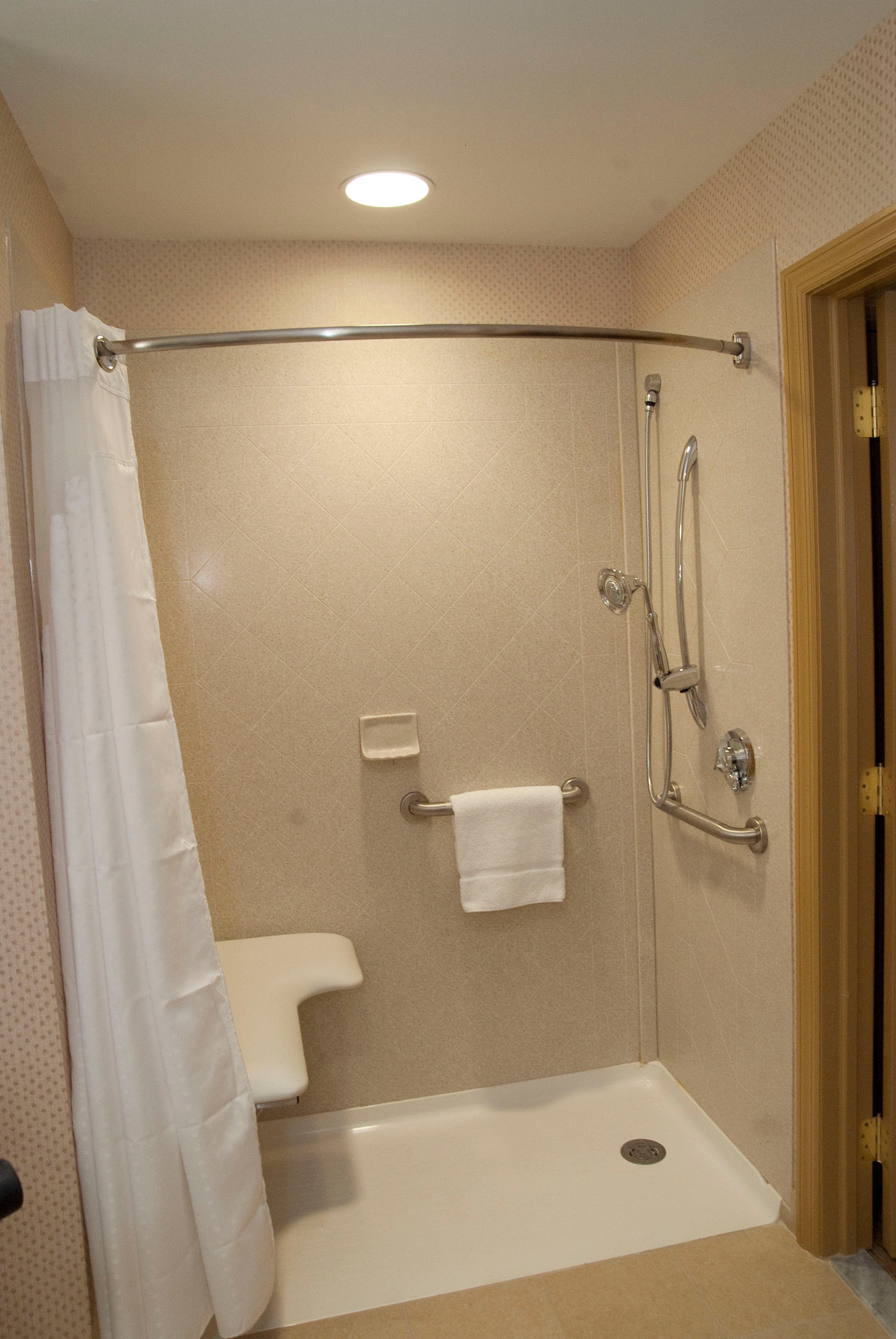 Baltimore Downtown Hotel 54/55