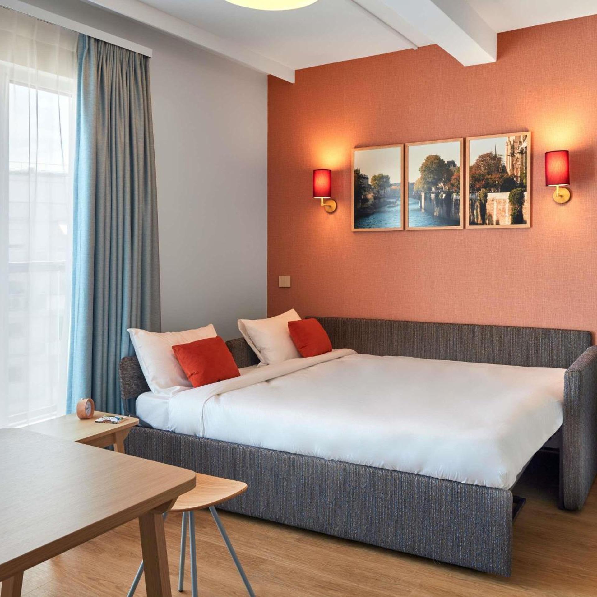 1 BEDROOM, APARTMENT