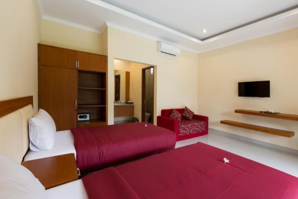 Kubu Petitenget Suite Seminyak 42/63