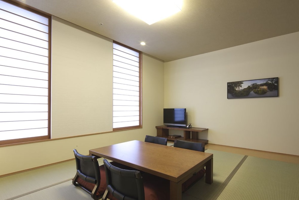 Chion-In Wajun Kaikan 36/48
