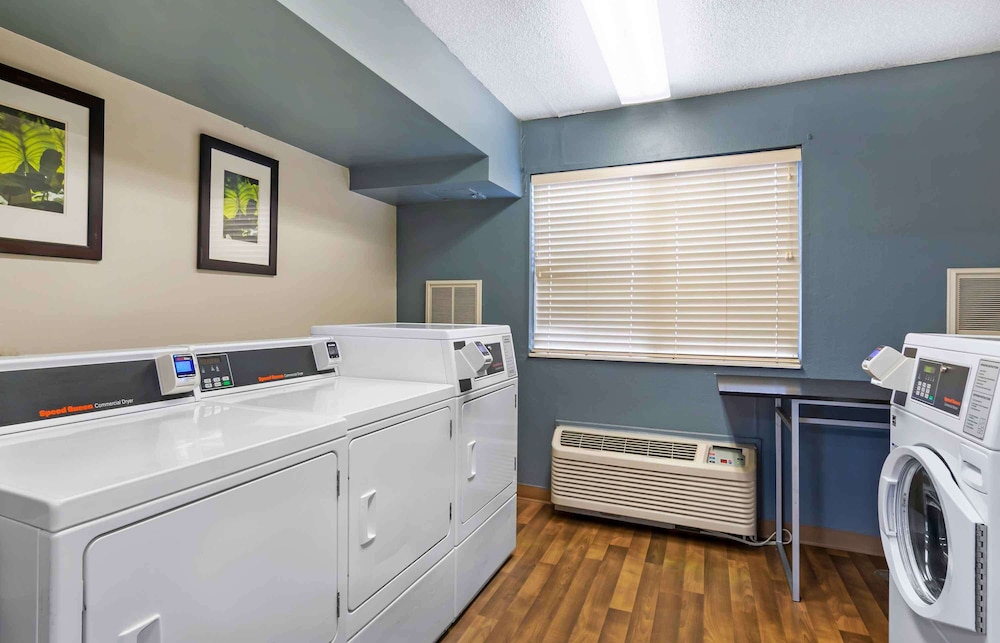 Extended Stay America Kansas City Airport Tiffany Springs 53/53