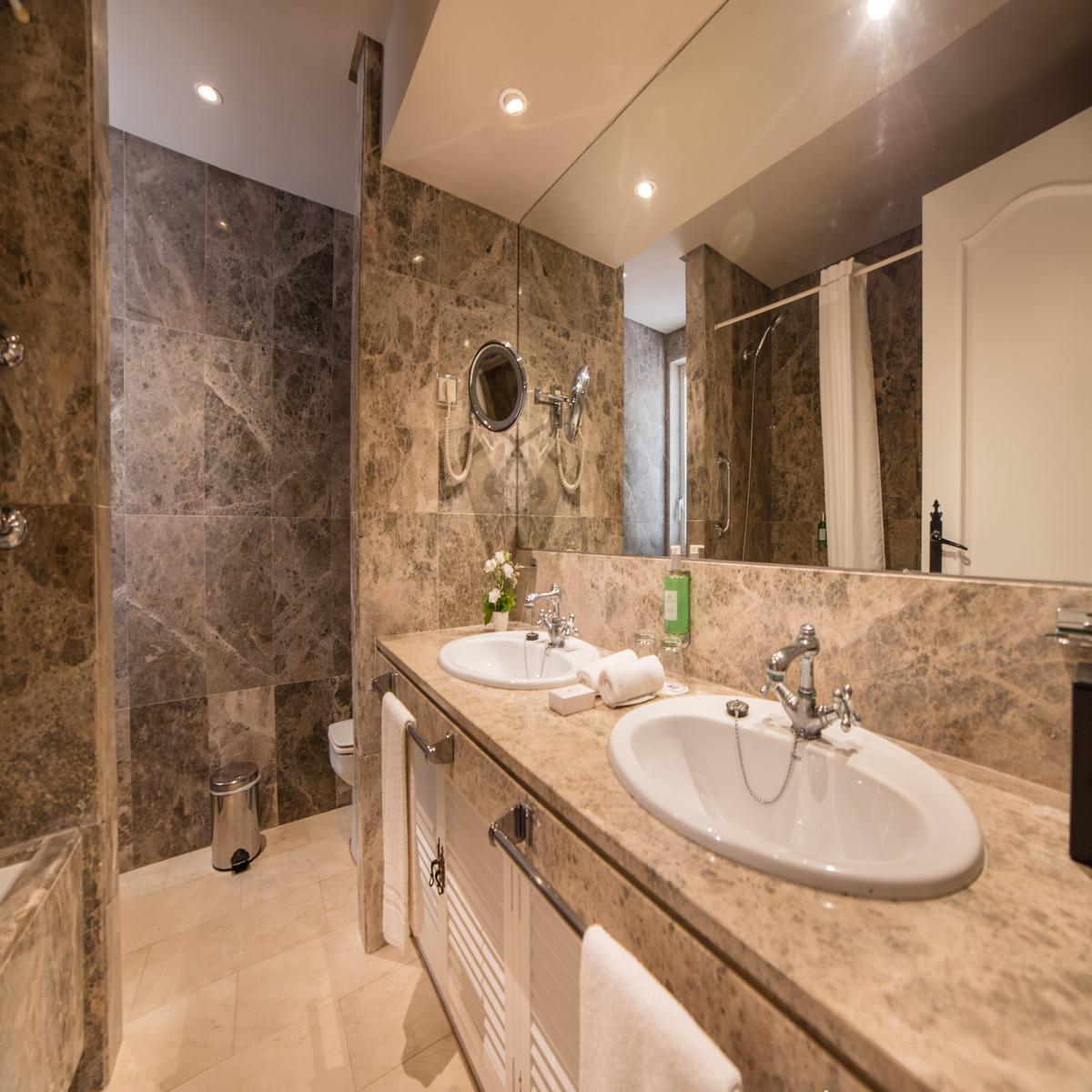1 Bedroom, Apartment, Balcony or Terrace