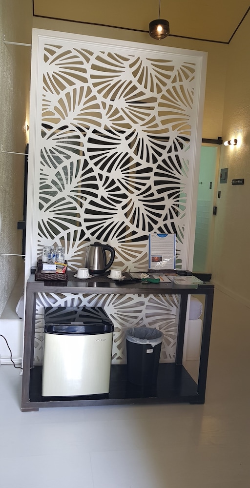 Cool Place Light Residences 6/19