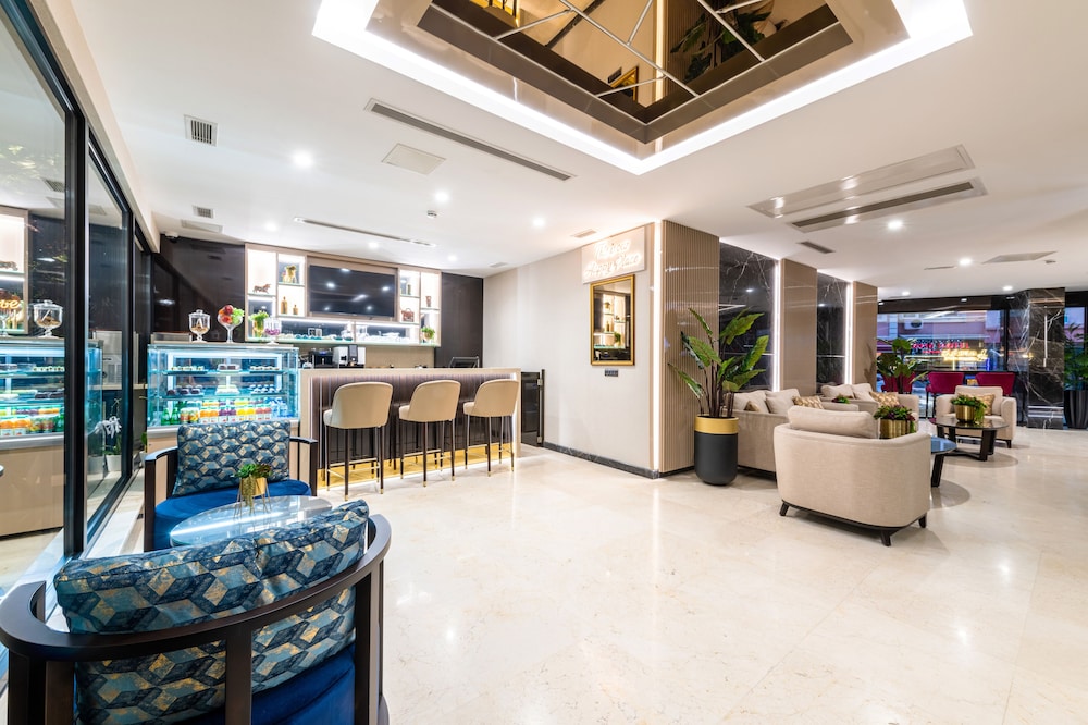 Aprilis Deluxe Hotel 6/50