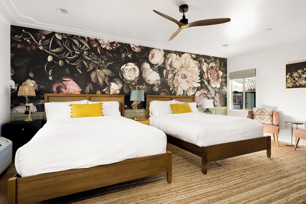Fleur Noire Hotel 16/50