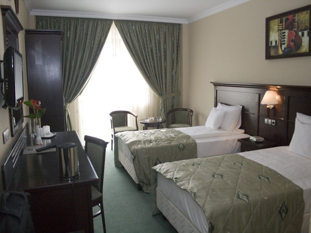 Hotel Rapsodia 7/46