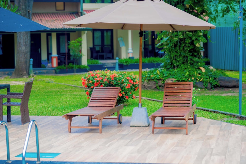 Miridiya Lake Resort 27/52