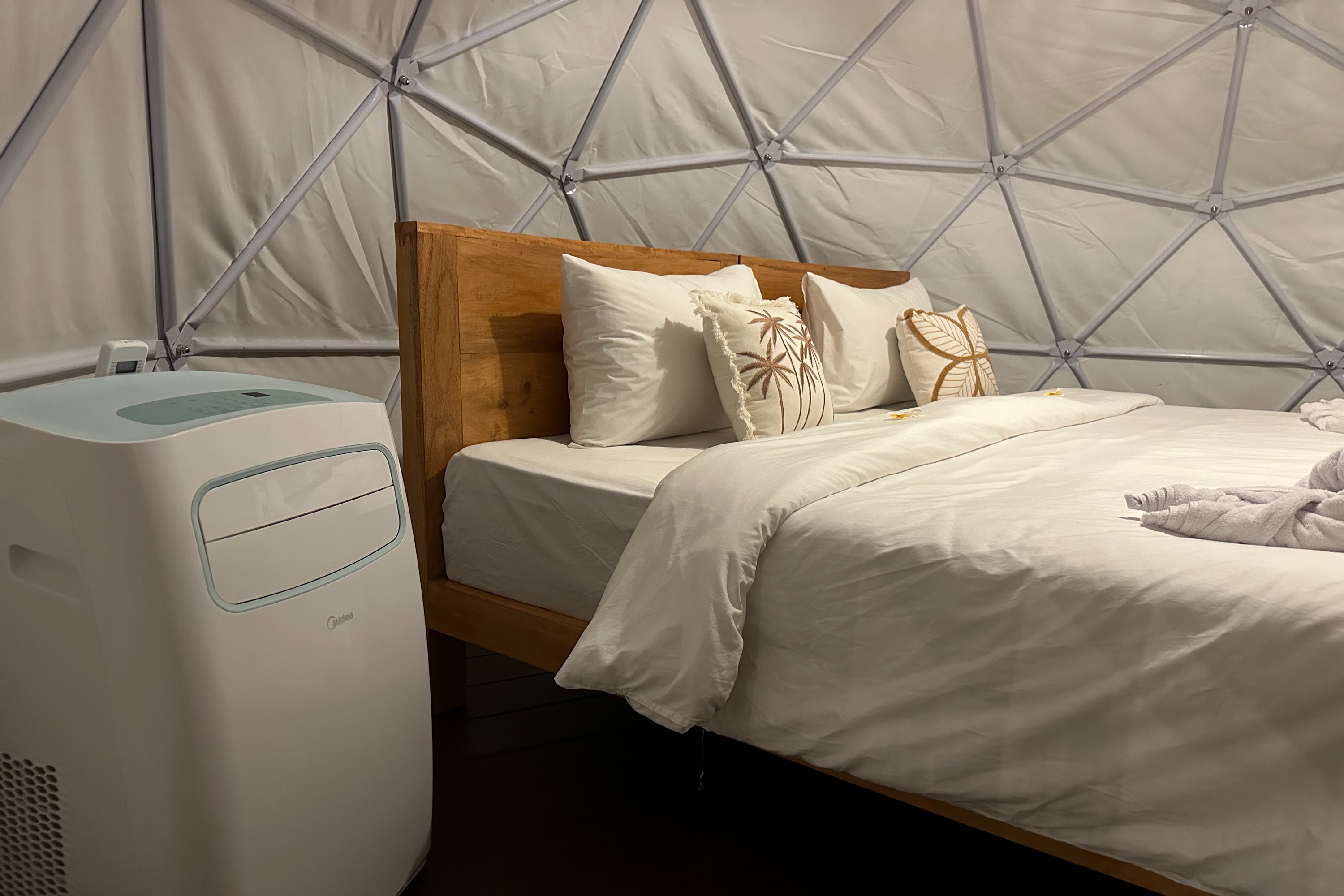 Glamping @ Pebbles & Fins by ZUZU 18/29