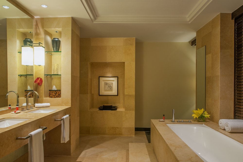 GRAND HYATT GOA 8/70