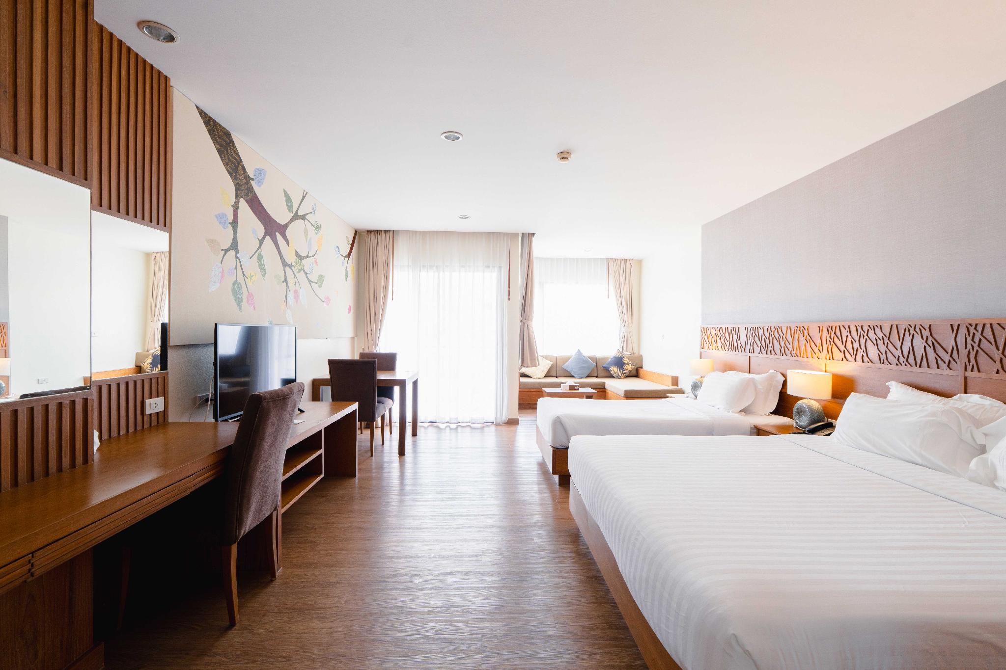 Luxury, 1 Double and 1 Single Bed