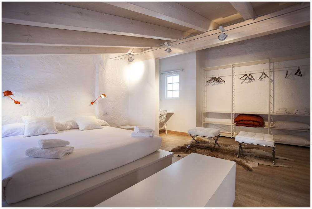 Cheap&Chic Hotel 52/72