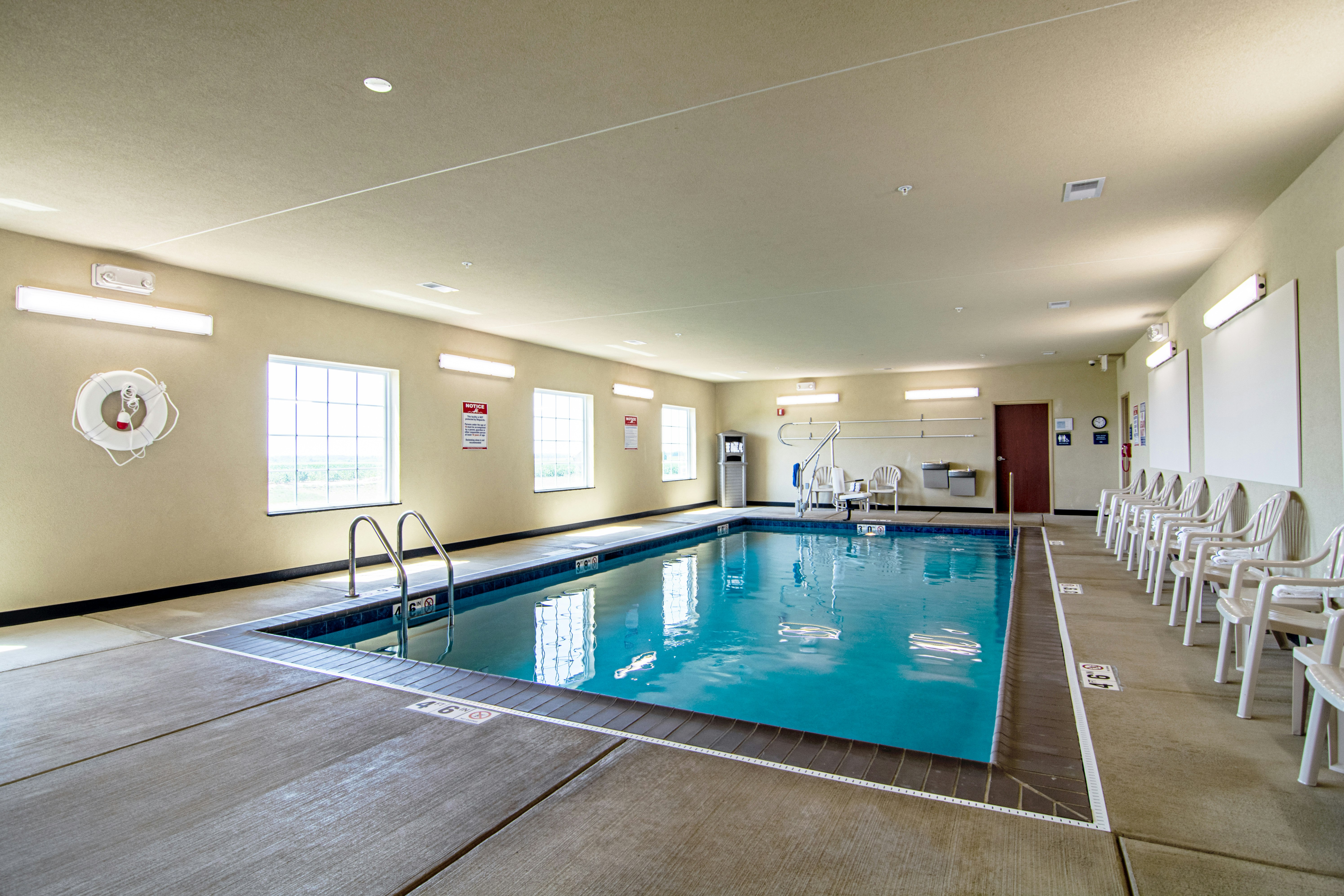 Cobblestone Hotel & Suites - Paxton 23/63