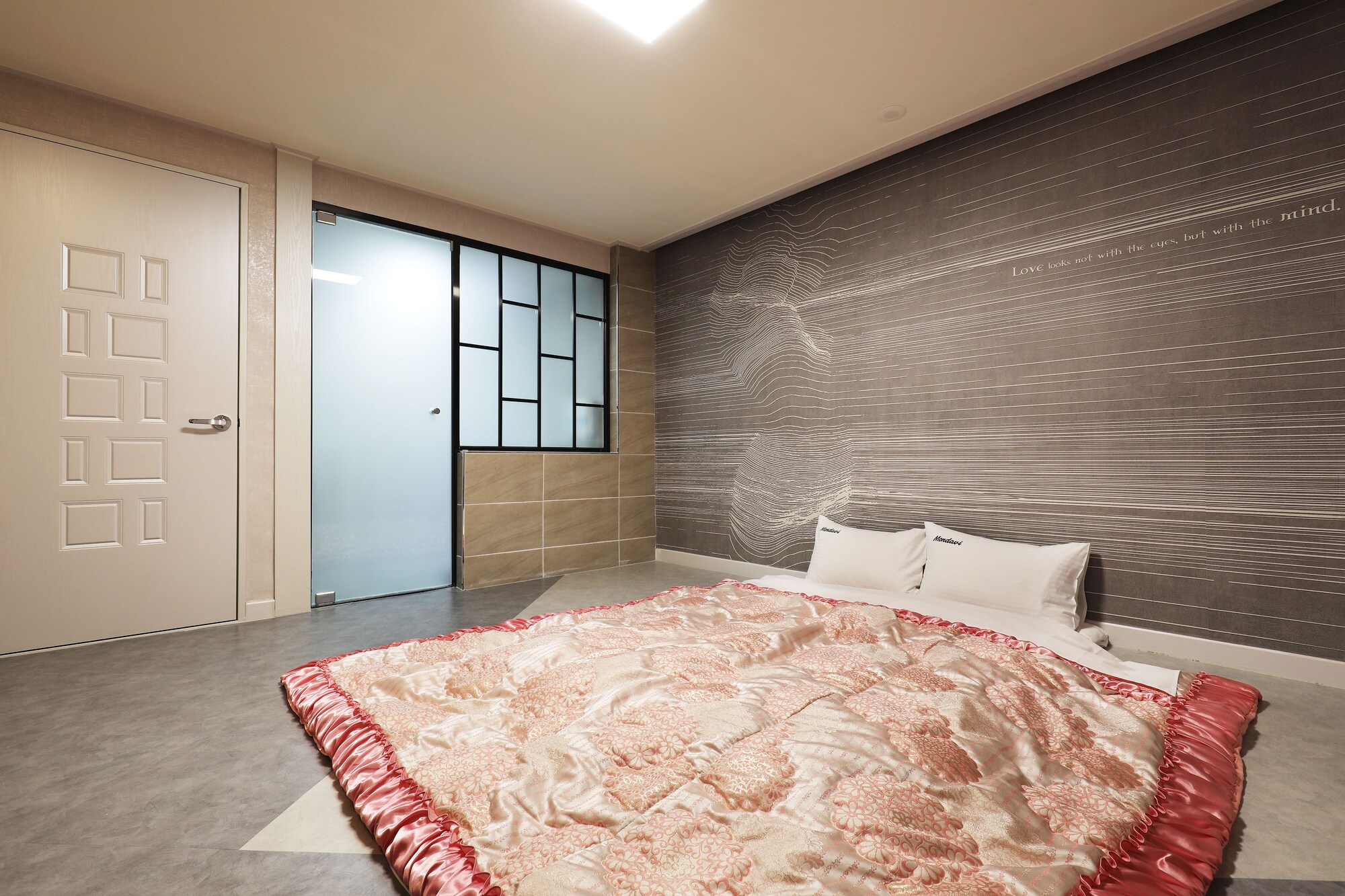 Ondol, Family, Futon Bed, Kitchen