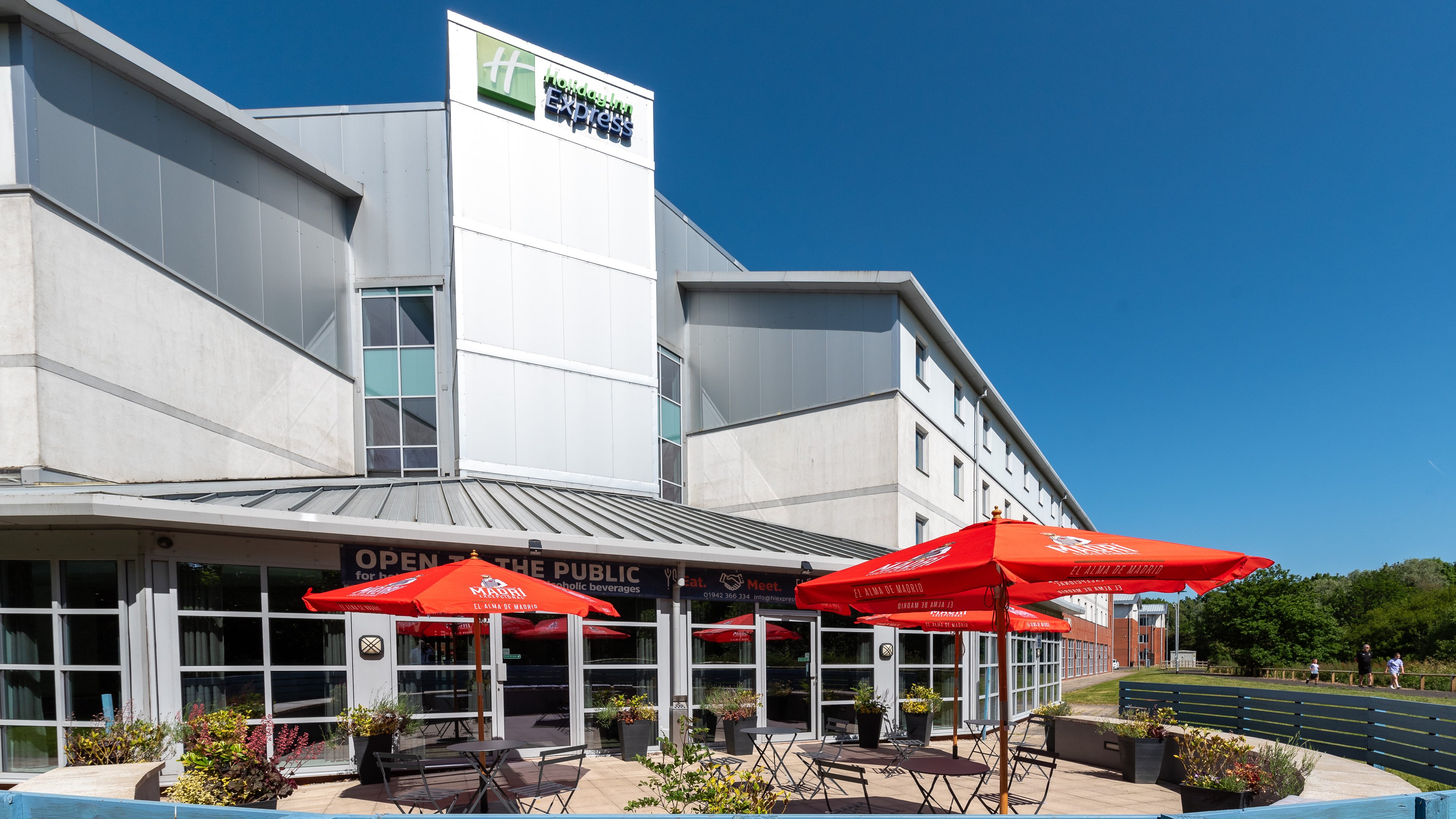 Holiday Inn Express Leigh - Sports Village 6/50