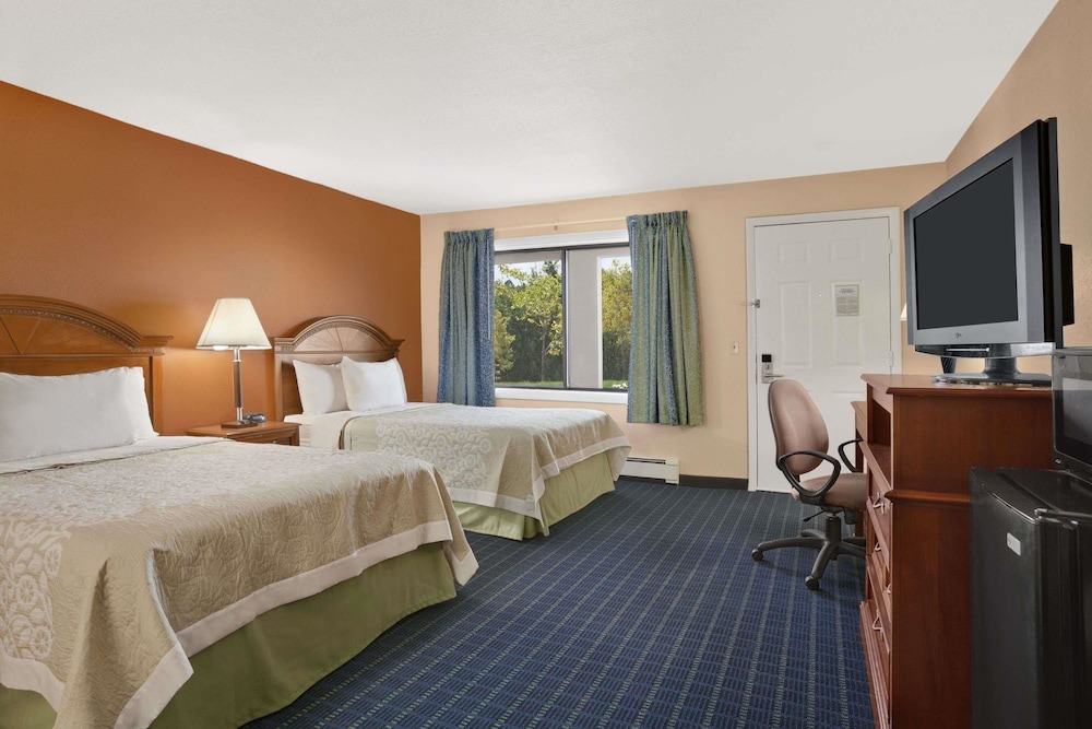 Days Inn By Wyndham Middletown 7/21