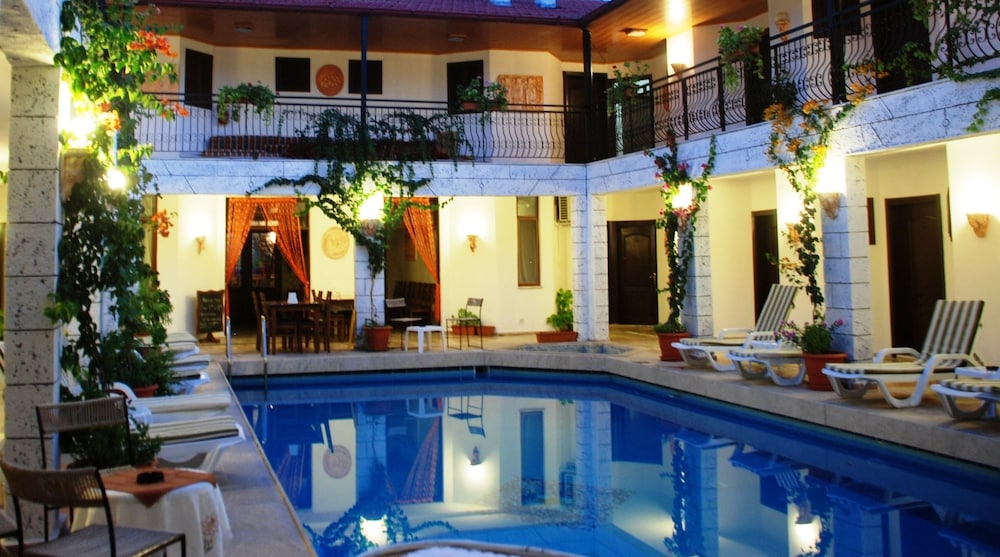 HAN DALYAN HOTEL 5/74