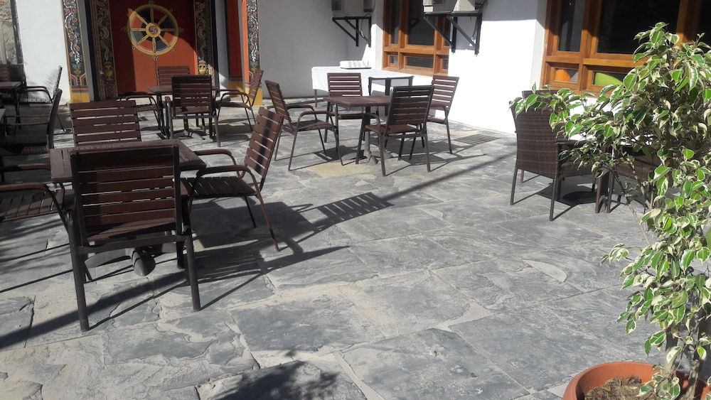 OSEL HOTEL 40/49
