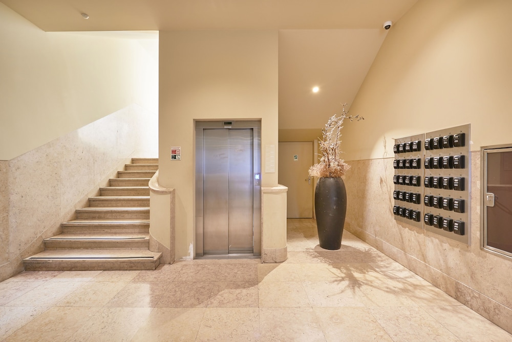 Lisbon Five Stars Apartments 8 Building 31/60