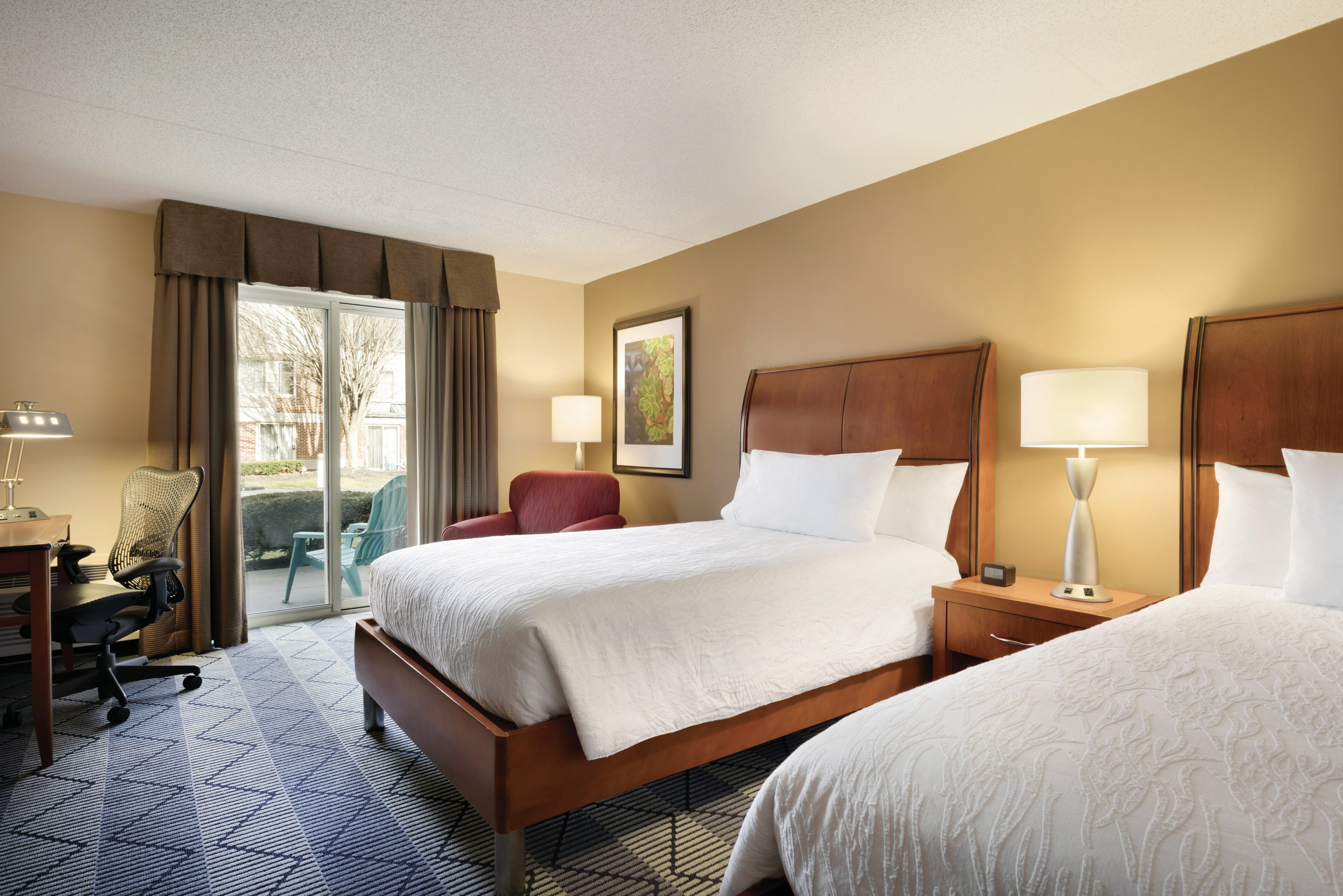 Courtyard, 2 Double Beds